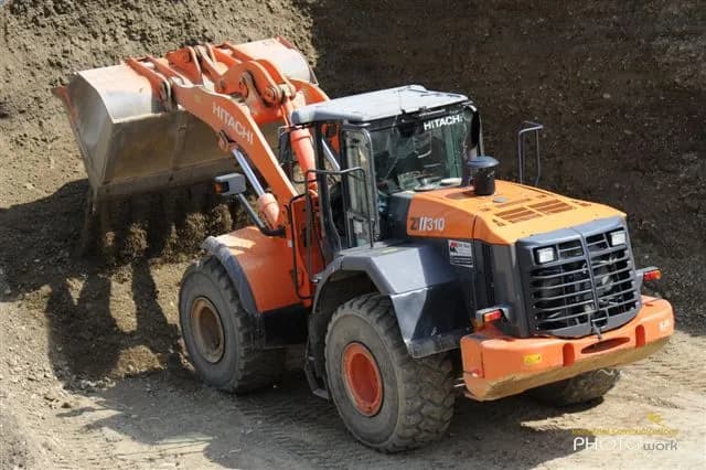 Hitachi Radlader Schaufel - Gebr. Maier 